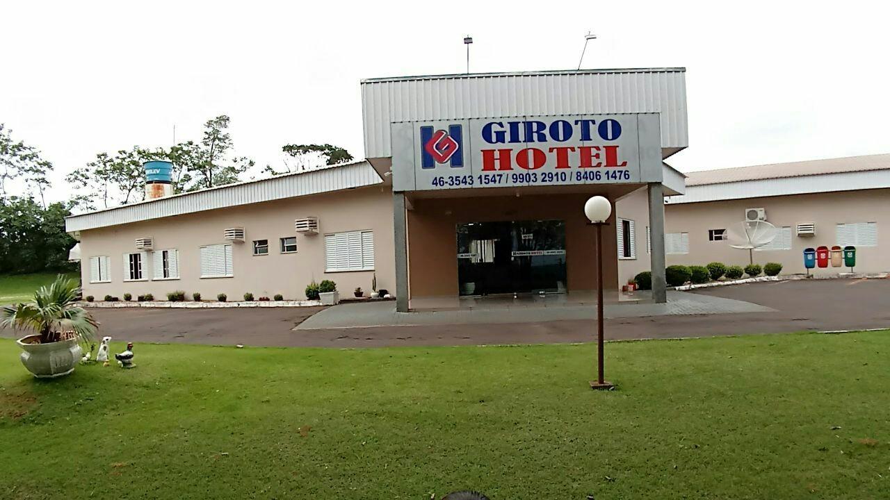 Giroto Hotel Realeza Exterior foto